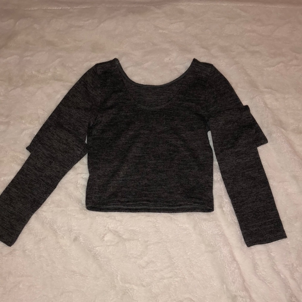 Abercrombie and Fitch long sleeve crop top